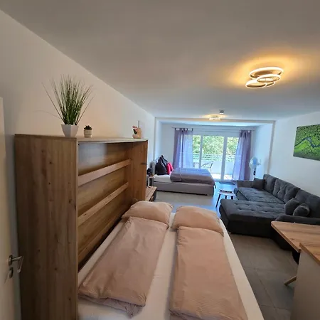 Modernes In Guter Lage Deluxe شقة